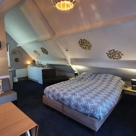 Hotel Logeren Op Dijk43 Broek op Langedijk Esterno foto