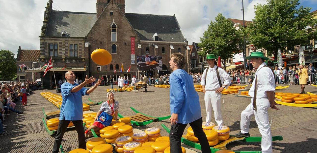 Hotel Logeren Op Dijk43 Broek op Langedijk Esterno foto