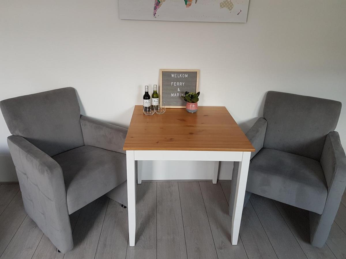 Hotel Logeren Op Dijk43 Broek op Langedijk Esterno foto