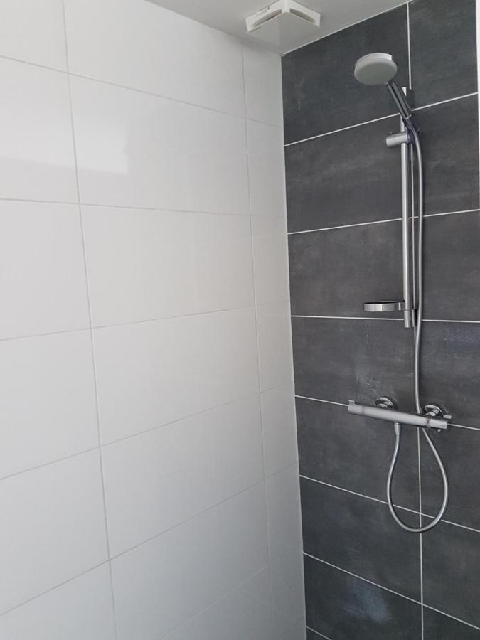Hotel Logeren Op Dijk43 Broek op Langedijk Esterno foto